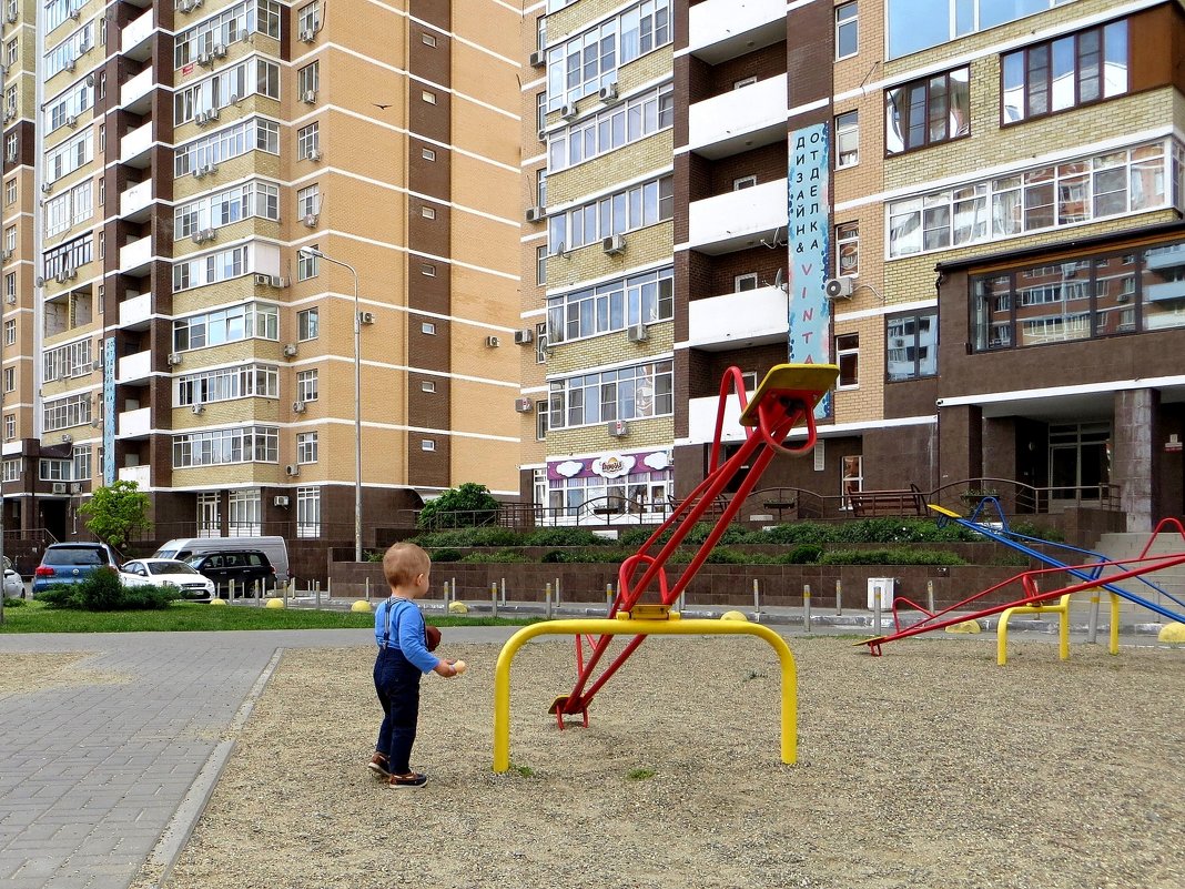 Маленький человек в большом городе - Татьяна Смоляниченко