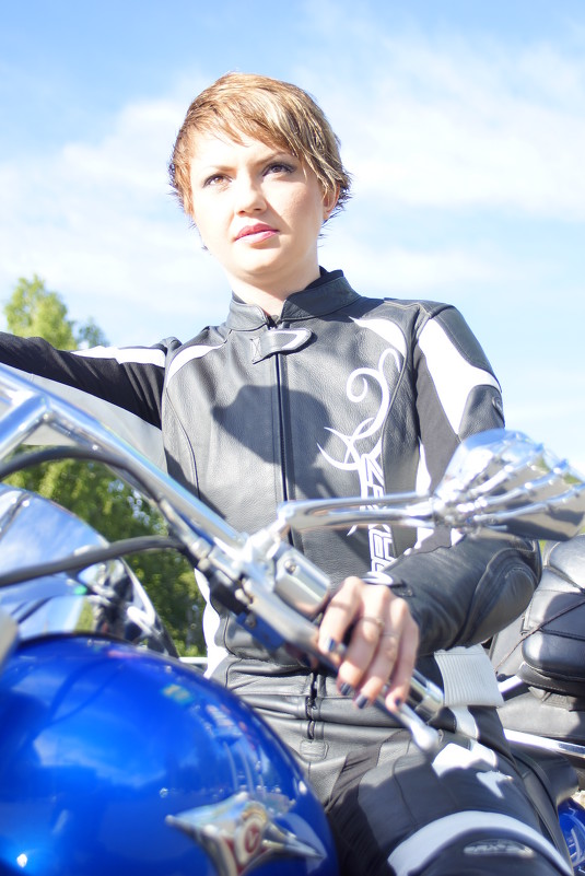 Девушка и мотоцикл - Kirill Talalaev