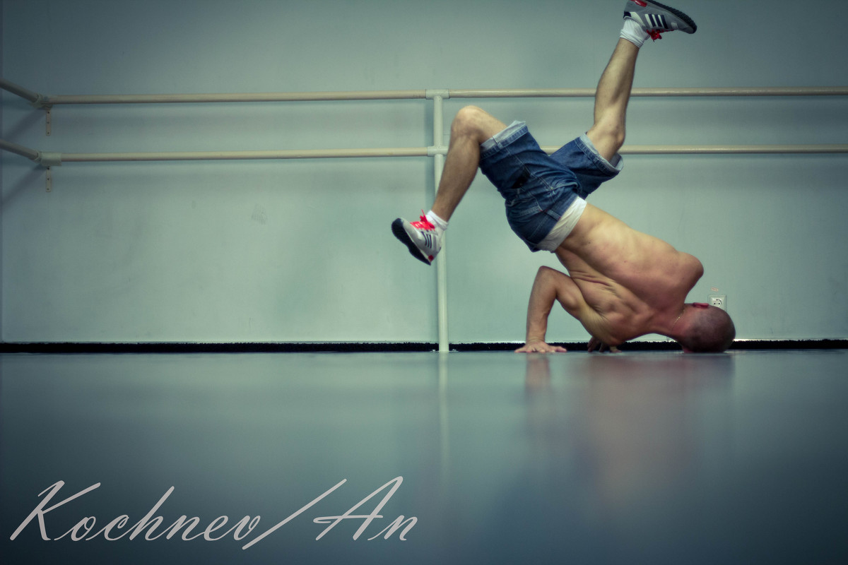 b-boy - Anton _-{ FotoKarto4KiN }-_ Kochnev