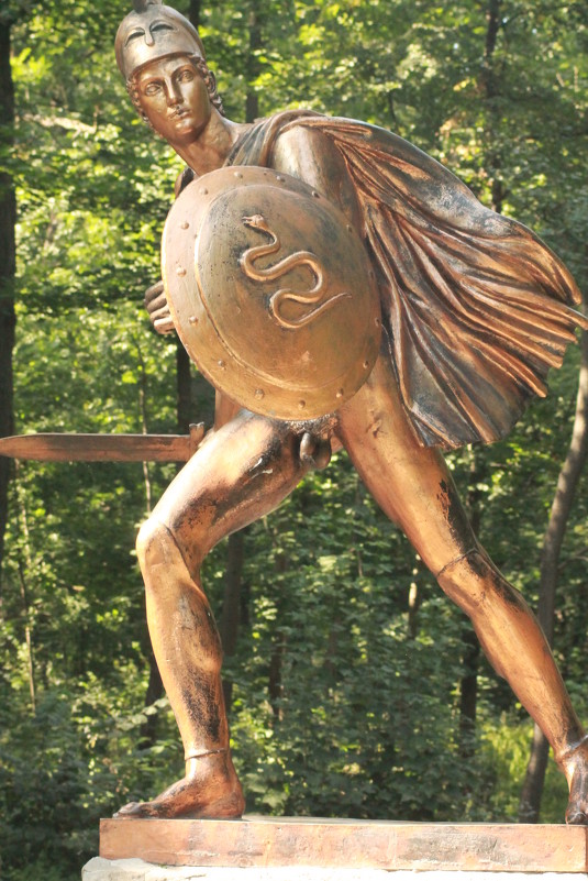 Статуя греческого героя - Сергей Кондратович