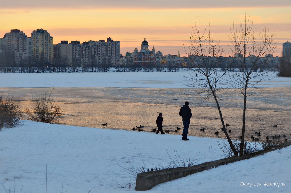 На прогулке с сыном зимой в конце марта - Валентина Данилова