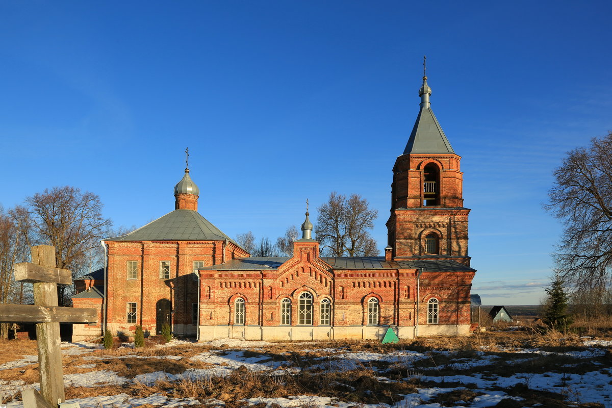 Старая церковь - Ninell Nikitina