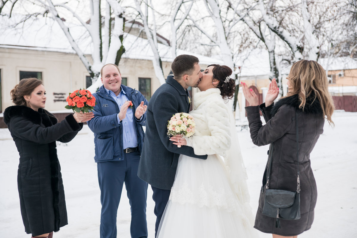 свадьба в январе - Юрий Удвуд