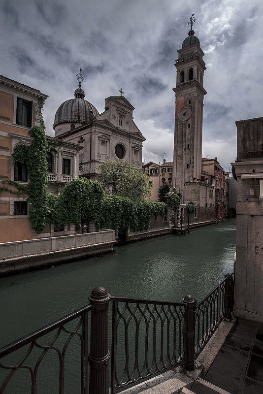 Venezia. Rio della Greci. Chiesa San Giorgio dei Greci. - Игорь Олегович Кравченко