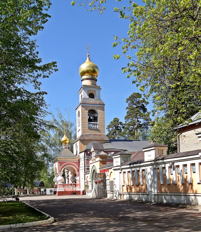 Церковь Преображения Господня в Переделкино - Леонид leo
