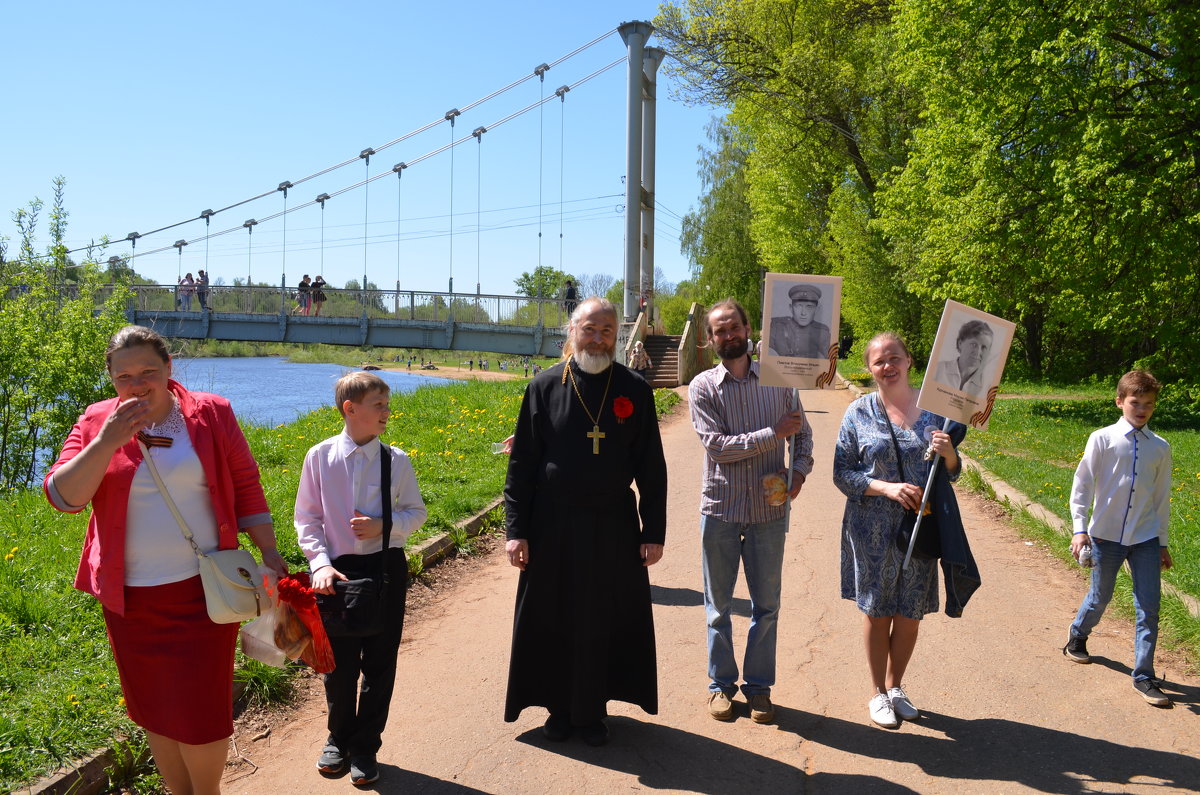 Великие Луки, 9 мая 2018 года, 5-й Бессмертный полк... - Владимир Павлов