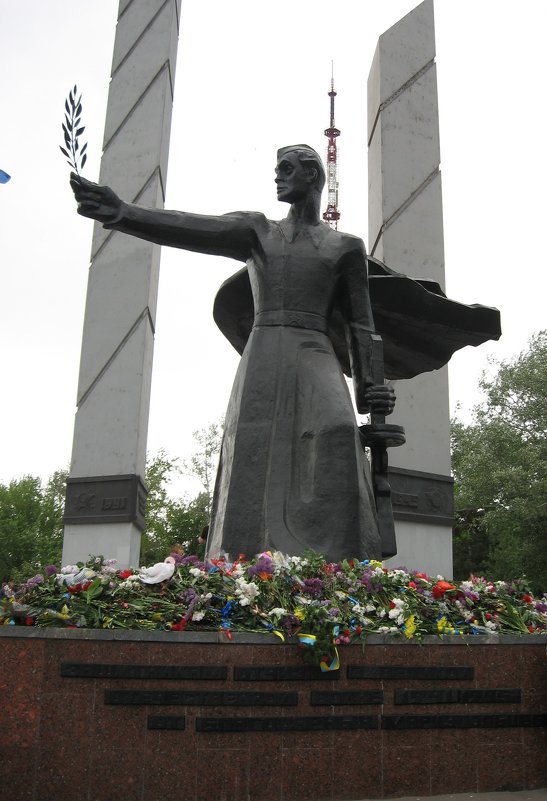 Монумент Победы - «Воин-освободитель» - IRENE N (miss.nickolaeva)