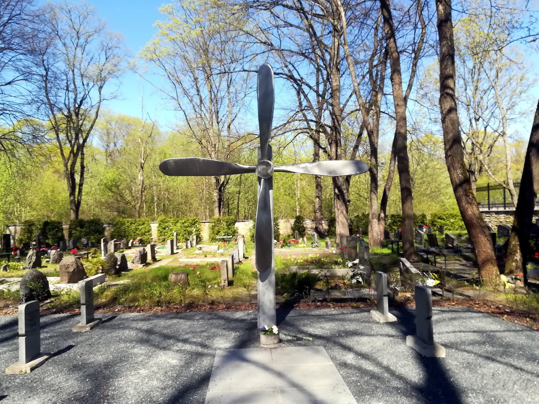 Таллинское военное кладбище - veera v