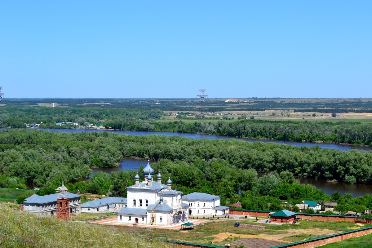 Правый берег Дона.Кременско-Вознесенский мужской монастырь. - Aлександр **