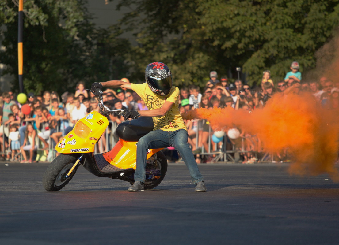 Stunt Moto Show. Таганрог. 10.08.2013 - Андрей Lyz