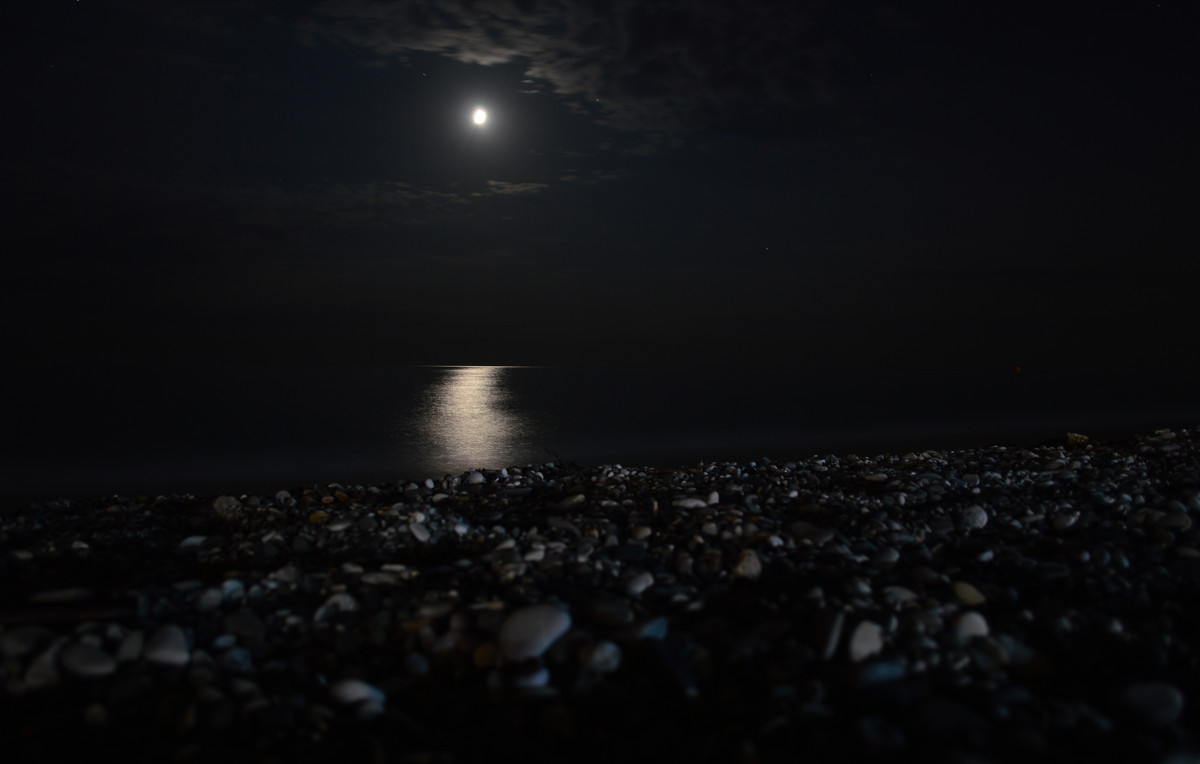 ночной пляж - Евгений Сидоров
