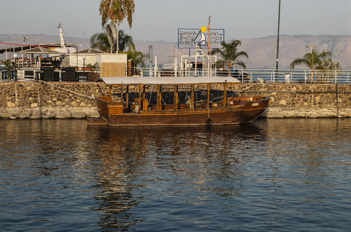 Старый корабль - susanna vasershtein