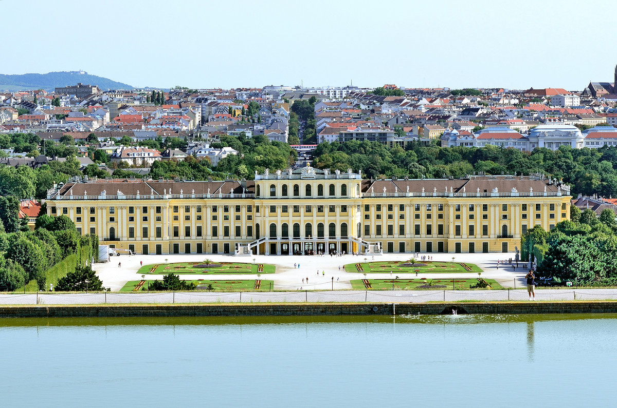 Schoenbrunn - Павел Сущёнок