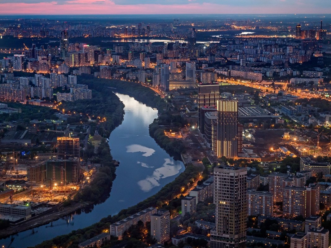 Выше Эйфеля в Москве - Виталий Авакян