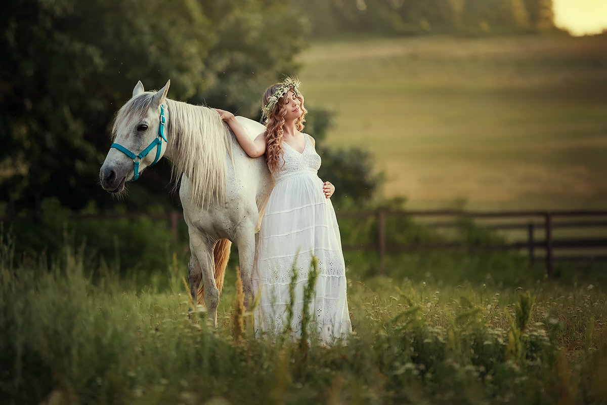 С любимой лошадкой - Татьяна Бурыкина