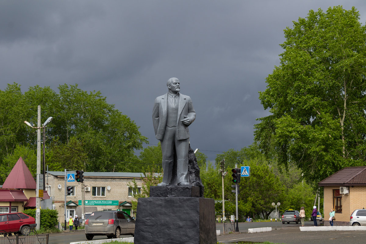 Памятник В.И. Ленину в г. Кунгур, Пермский край - Владимир Субботин