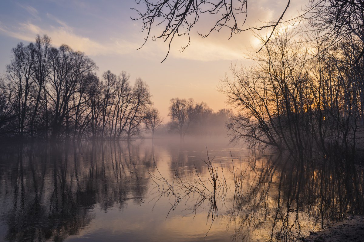 Тихий апрельский рассвет на реке Псел - Сергей Корнев