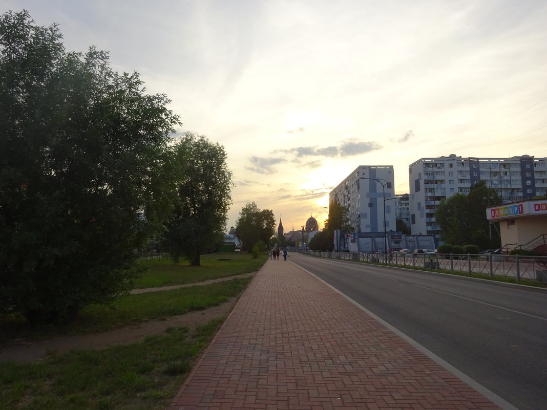 Дорога к стадиону чм в Калининграде - галина 