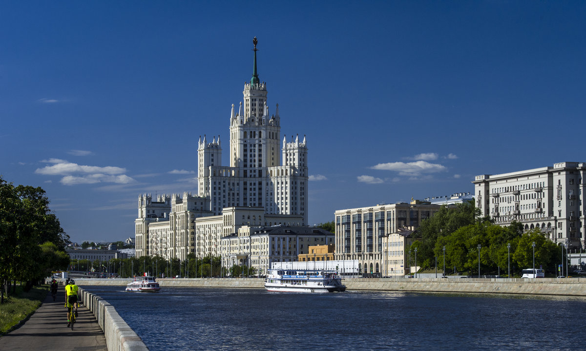 Москва. - Виктор Твердун