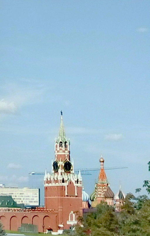 вид  из  окна  Кремлевского  дворца - Наталья Чернушкина