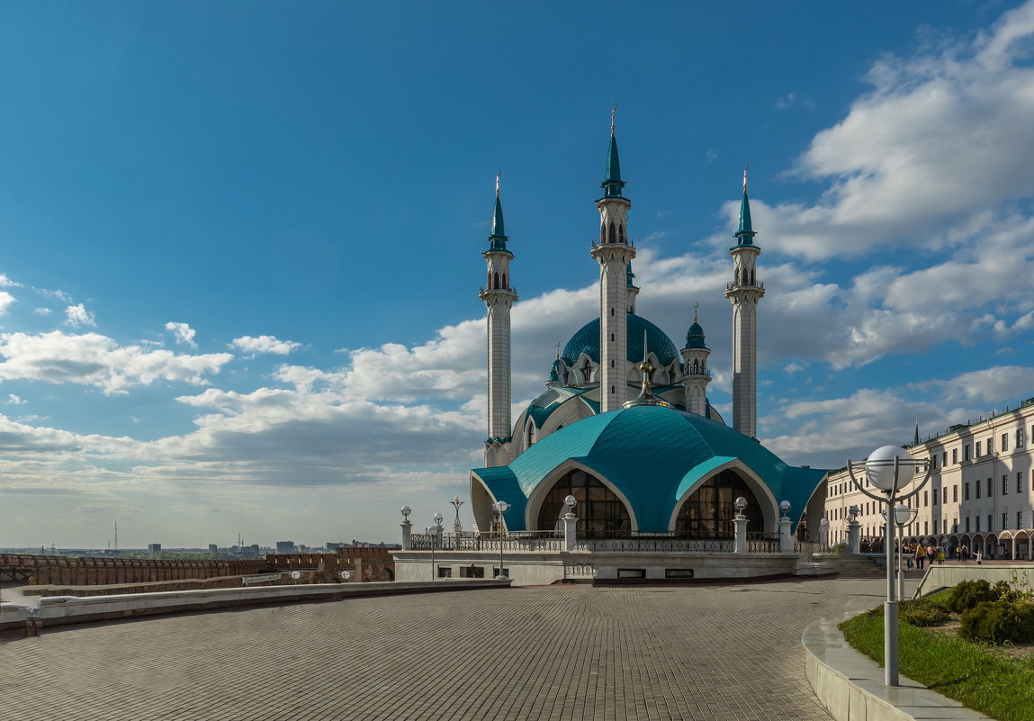 НИЖНИЙ НОВГОРОД - ПЕРМЬ (ВОЛГА - КАМА)- Казань.Кремль. - юрий макаров