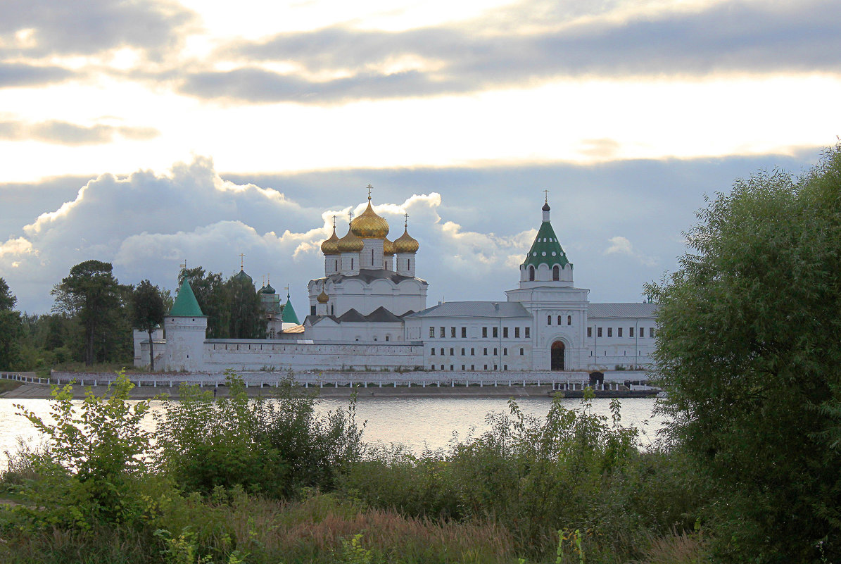 вечер в Костроме - Татьяна 