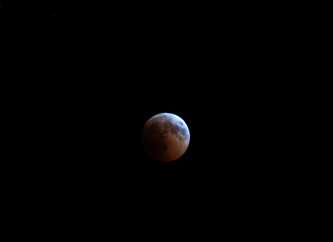 Лунное затмение.  27.7. 18г. 22ч. 40м. - Алексей Golovchenko