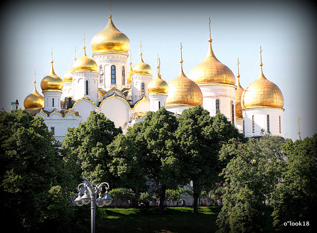 Москва златоглавая - Олег Лукьянов