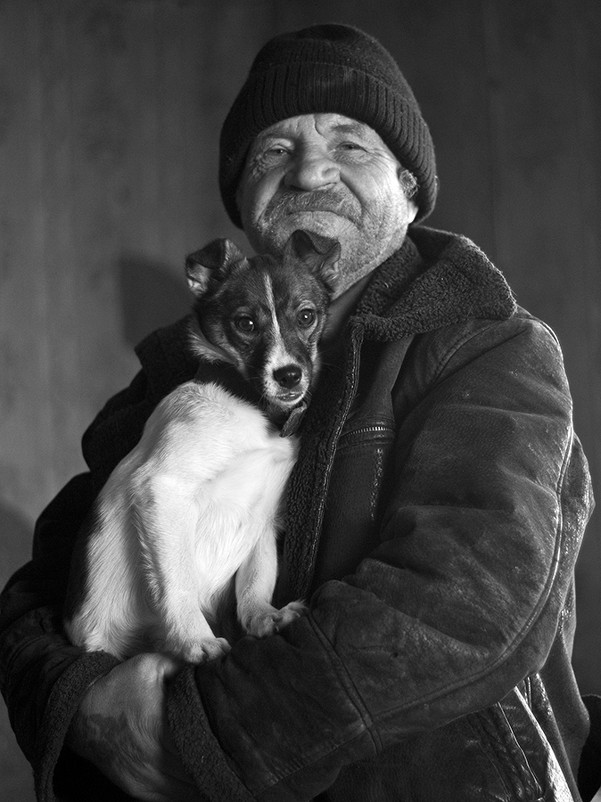 Собака Лада и ее хозяин - Андрей Хитайленко