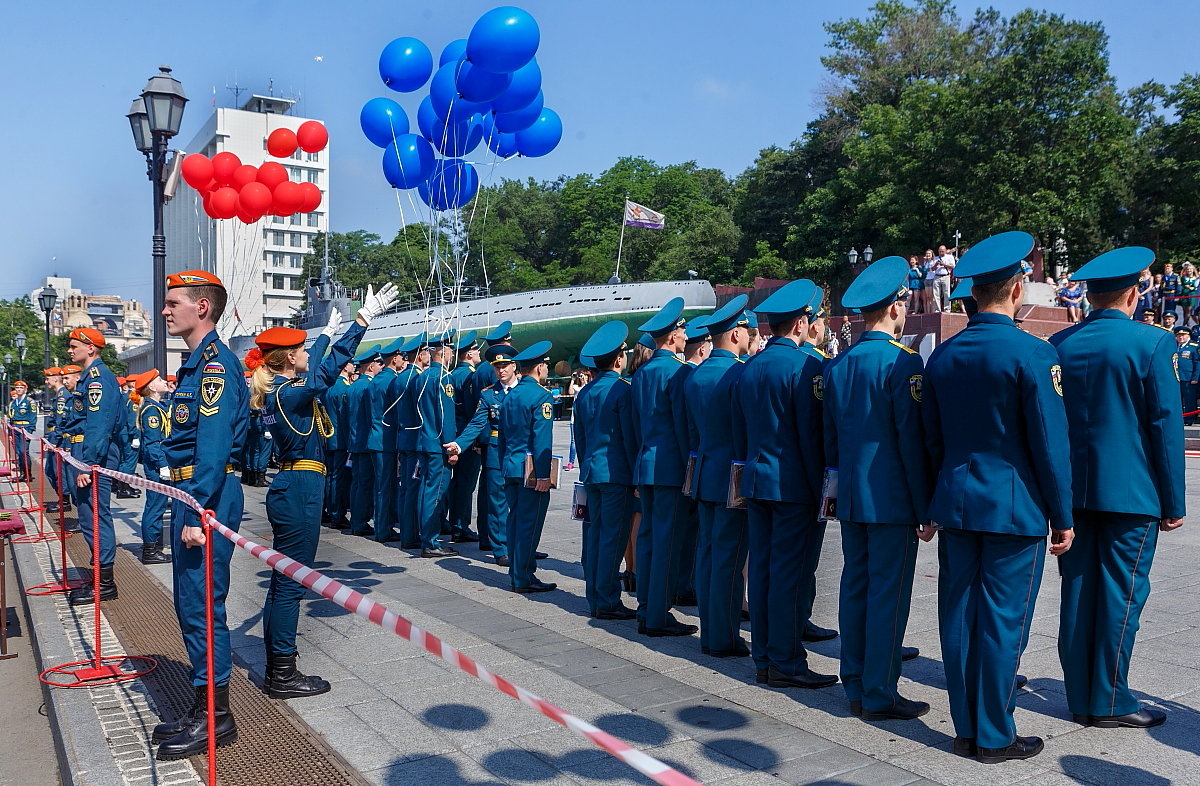 Первый выпуск в Академии МЧС во Владивостоке - Абрис 