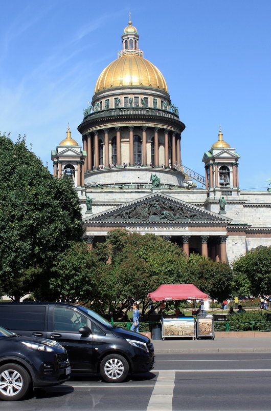 САНКТ-ПЕТЕРБУРГ, АВГУСТ - Николай Гренков