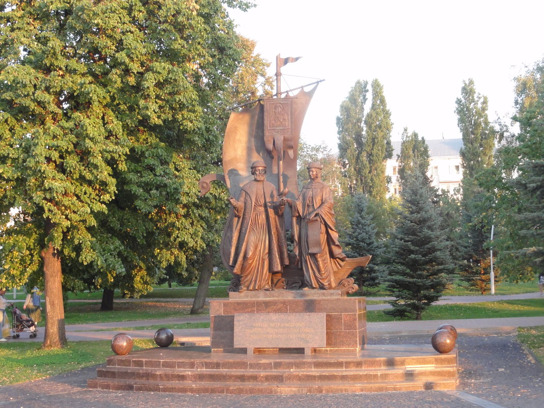 Памятник Петру и Февронии - марина ковшова 