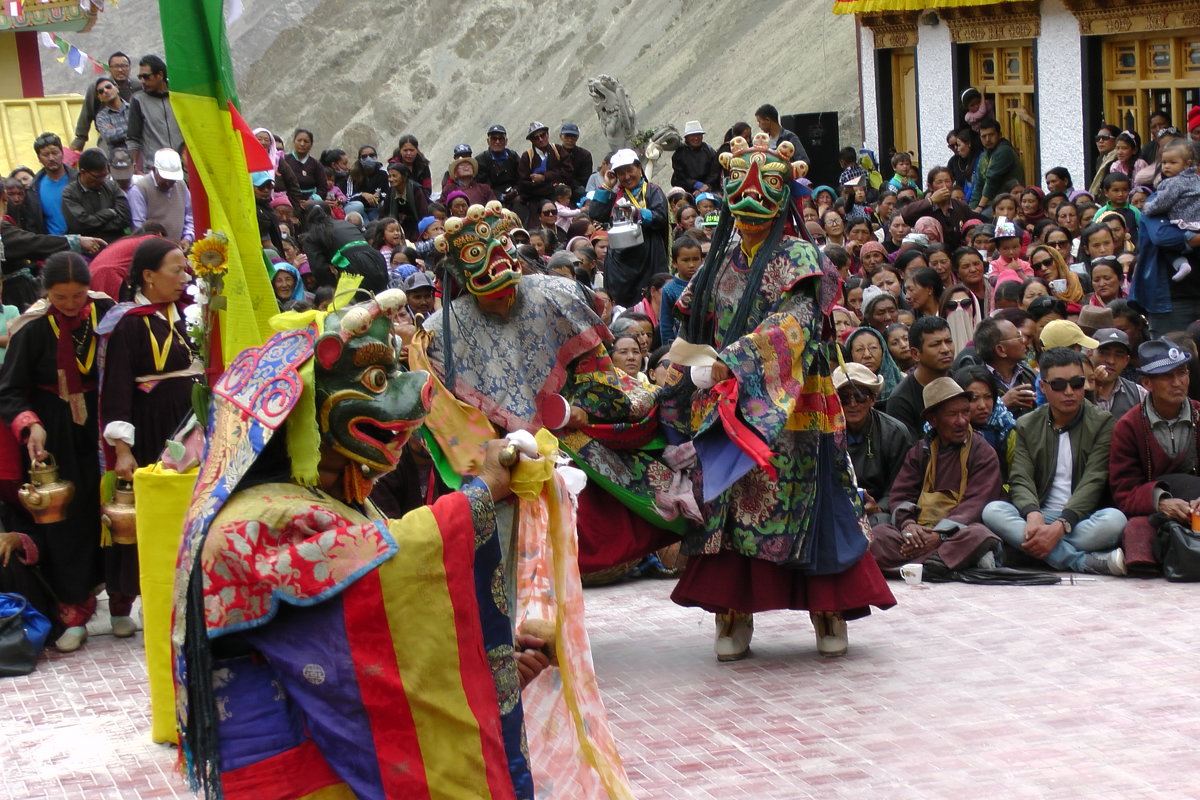 Фестиваль в Tserkarmo Gompa - Evgeni Pa 