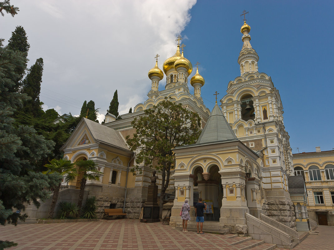 Ялта - Евгений Анисимов