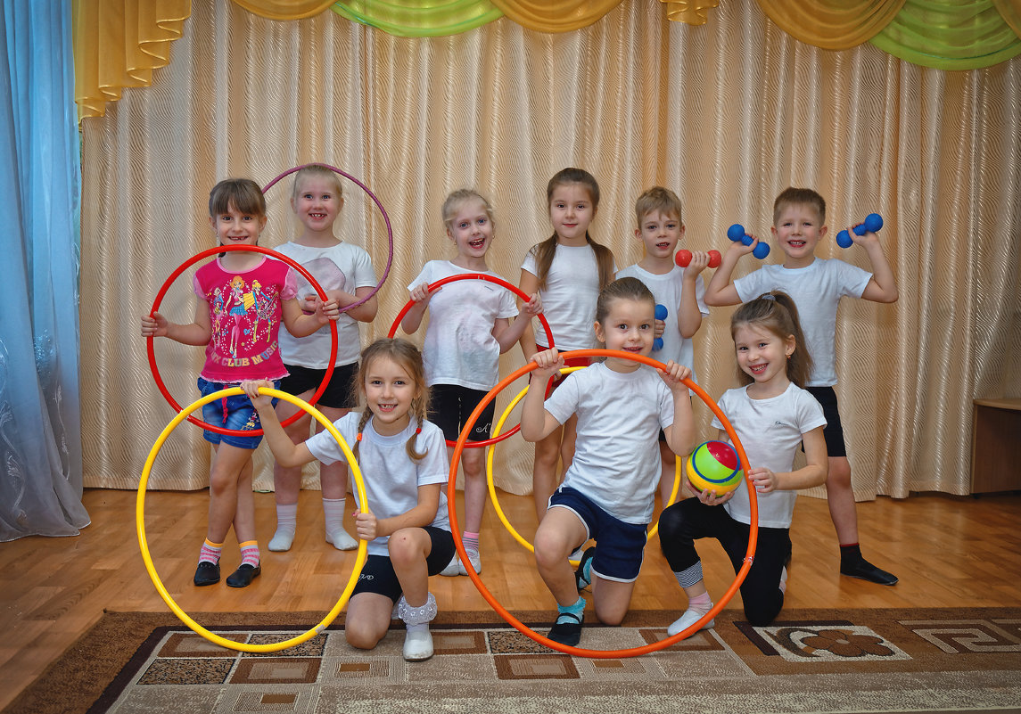 Урок физкультуры в детском саду - Дмитрий Конев