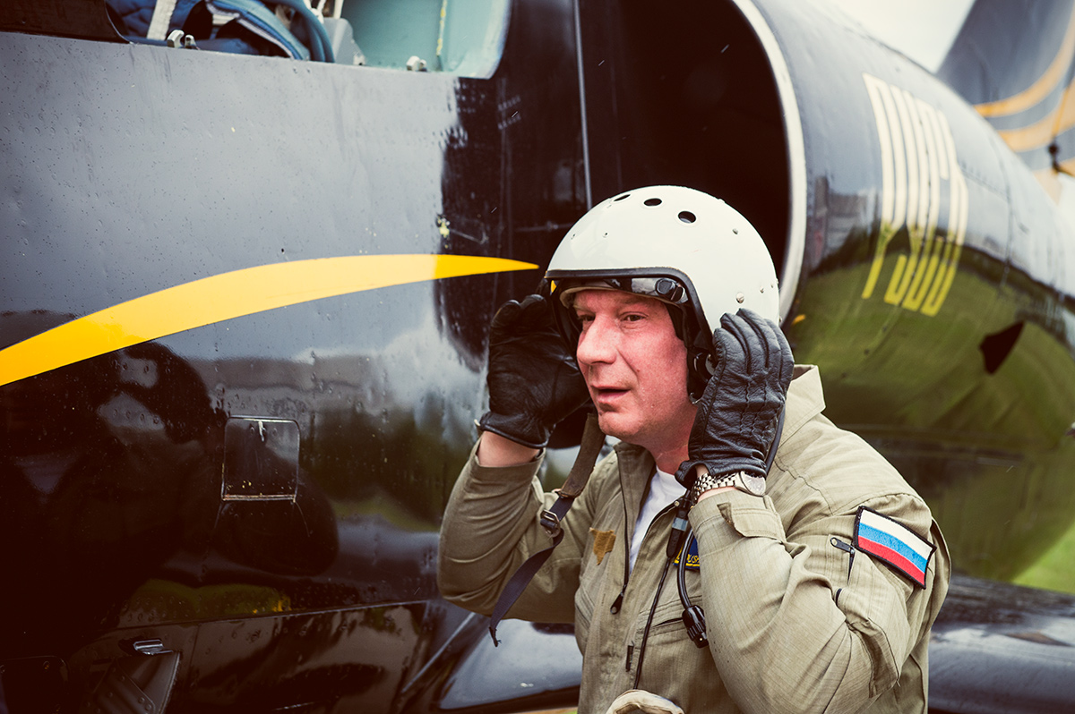 Пилот - Влад Никишин