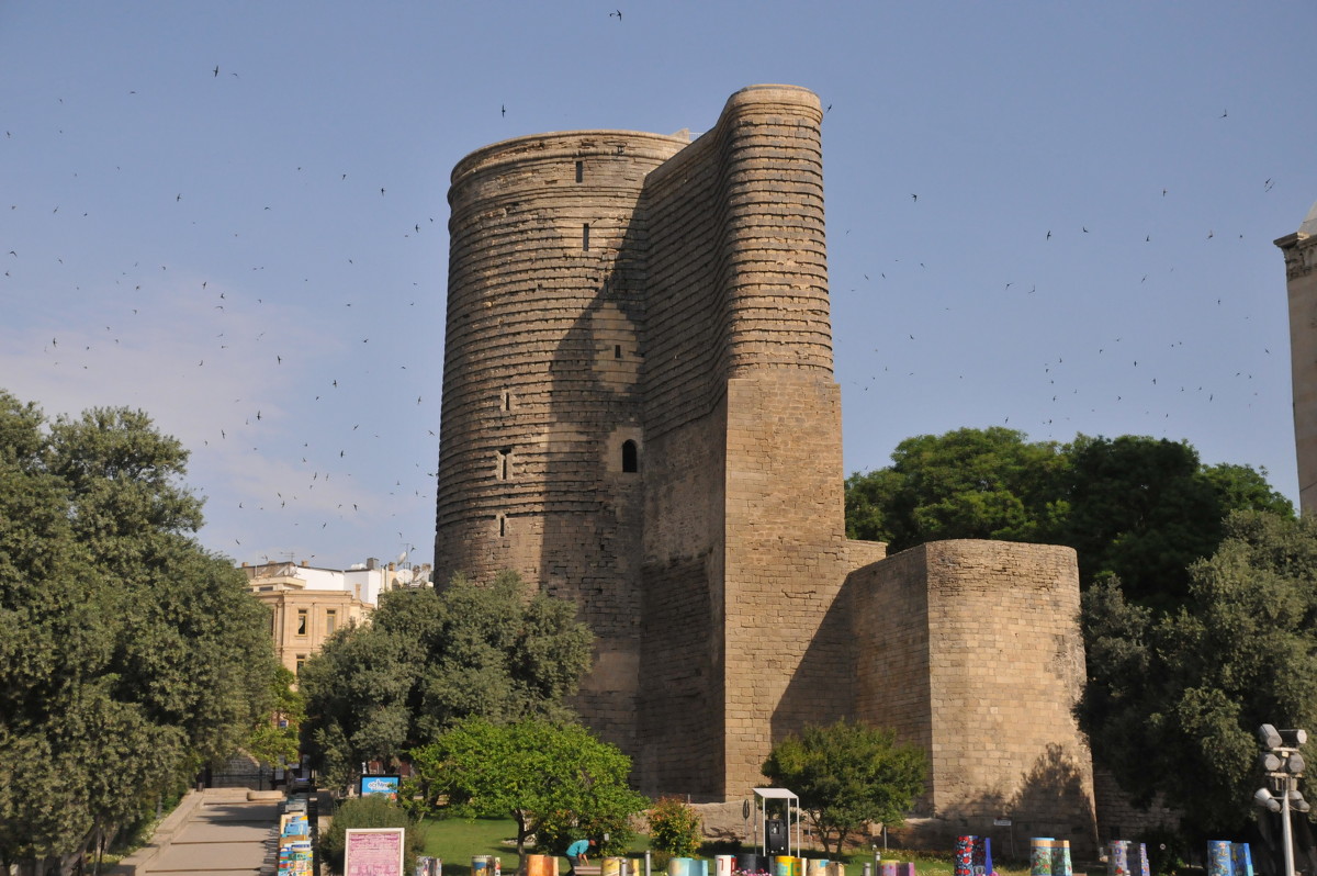 Девичья башня - azer 