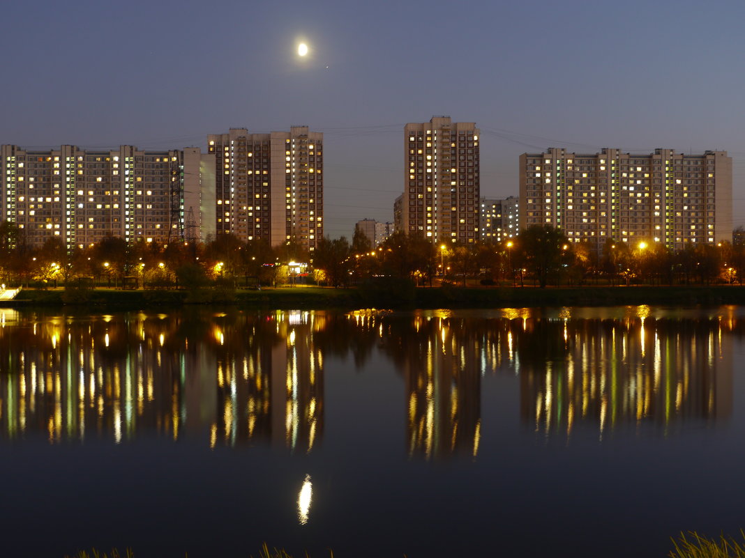 Вечер в Братеево(район Москвы). - Сергей Михальченко