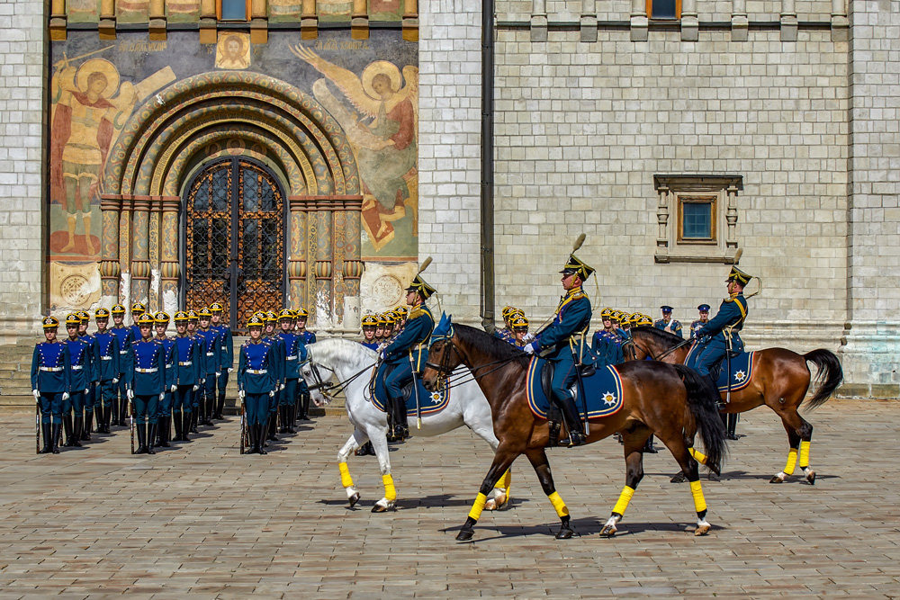 Церемония развода караулов президенского полка - Николай Николенко