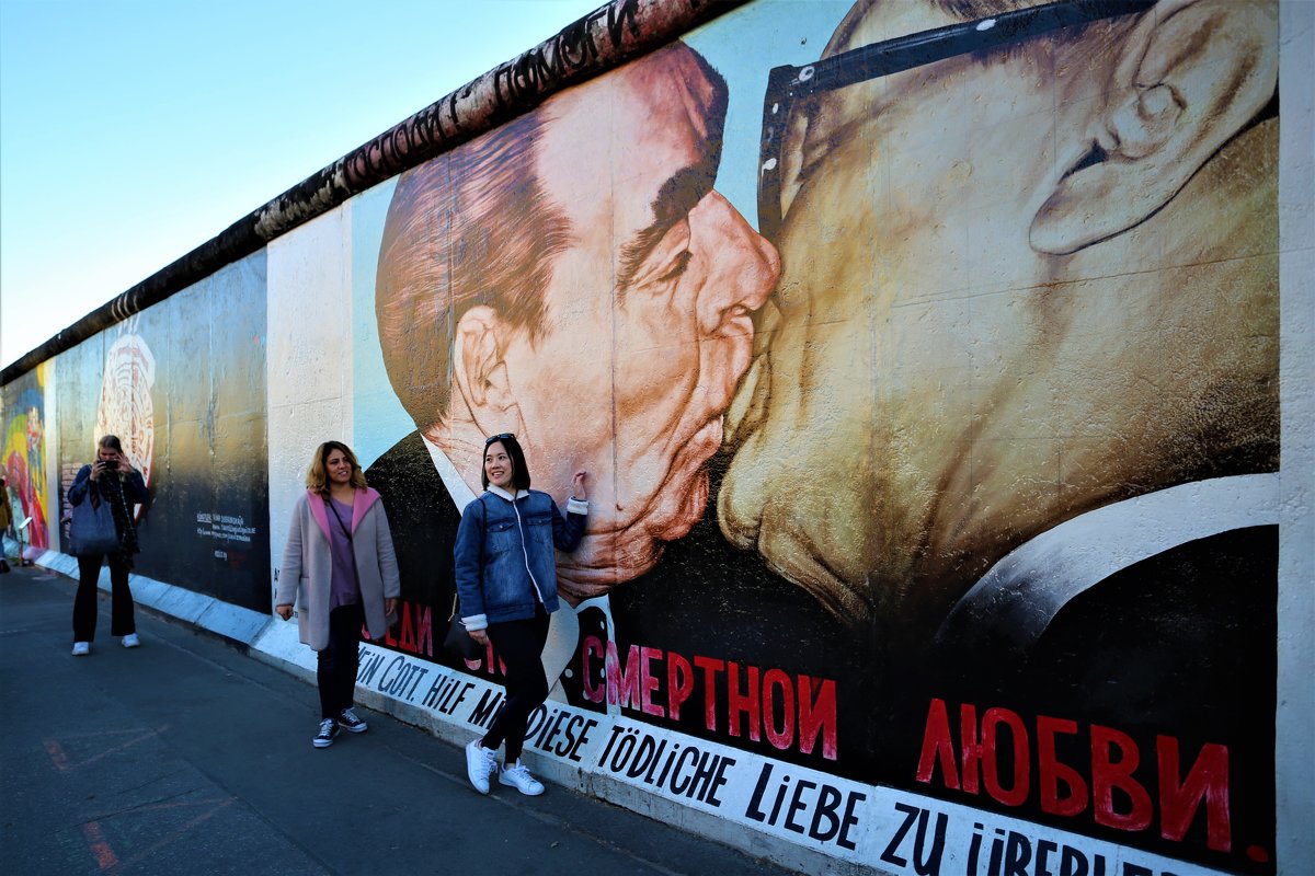#берлинская стена граффити - alexx Baxpy