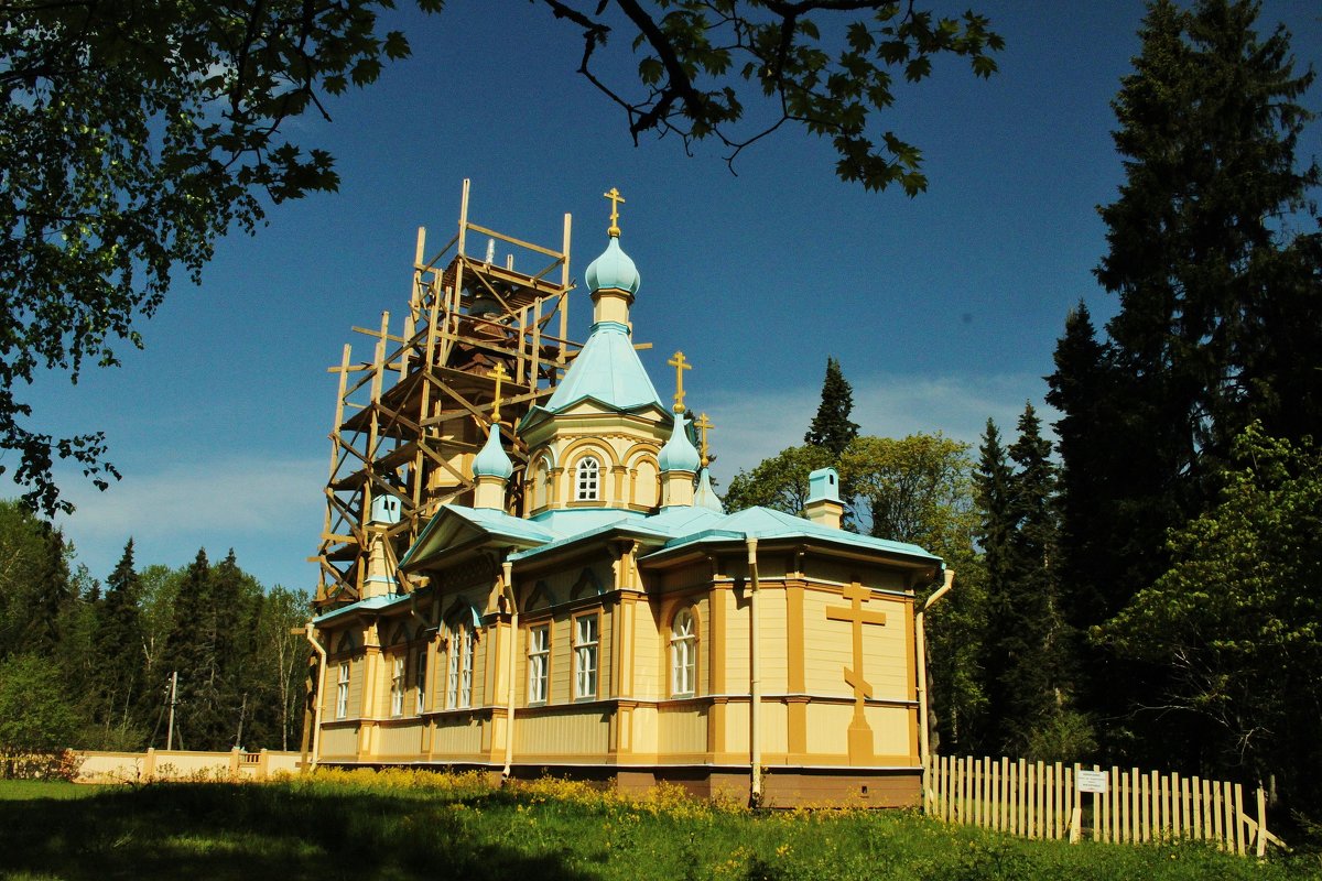 Церковь на реставрации. - sav-al-v Савченко