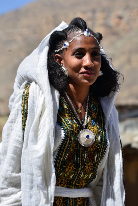 красавица Эфиопии в праздничном наряде - Георгий А