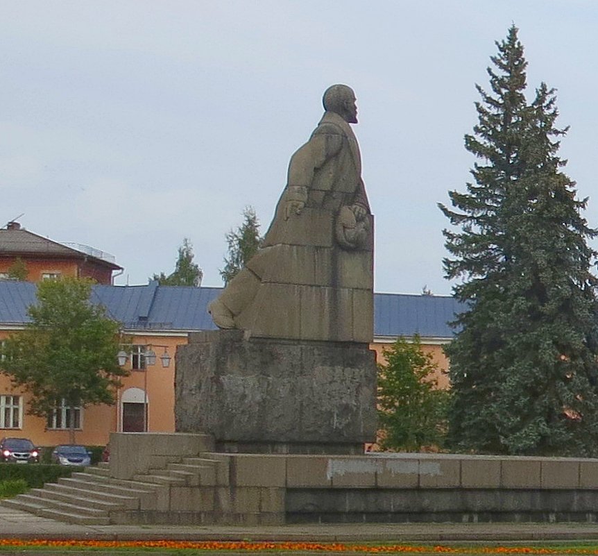 Памятник Ленину - Вера Щукина
