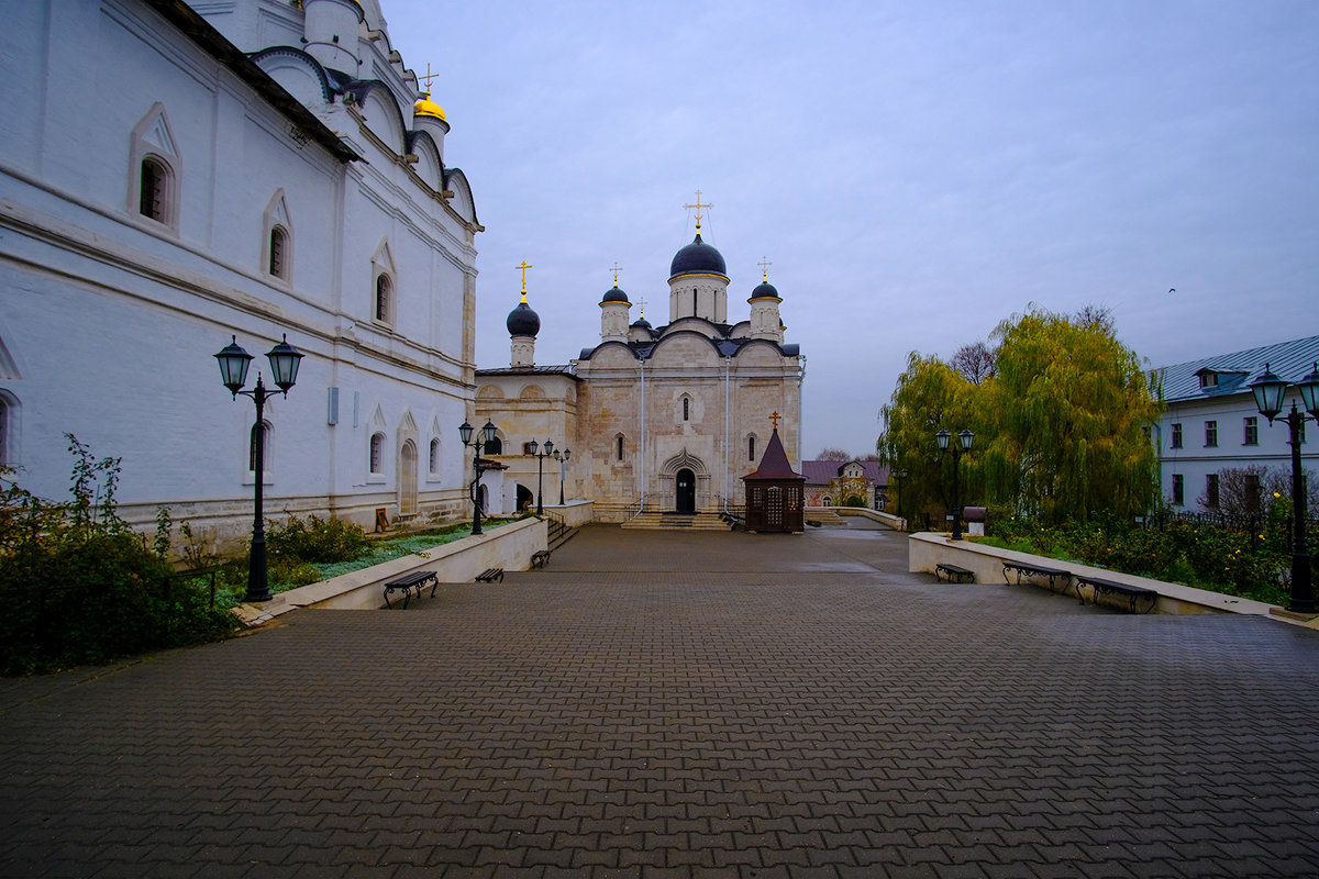 СЕРПУХОВСКОЙ ВЛАДЫЧНИЙ ЖЕНСКИЙ МОНАСТЫРЬ - Виктор 