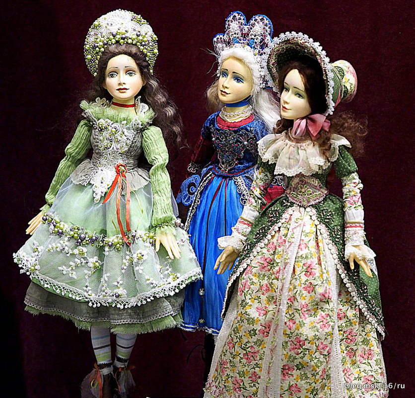 три девицы-куклы - Олег Лукьянов