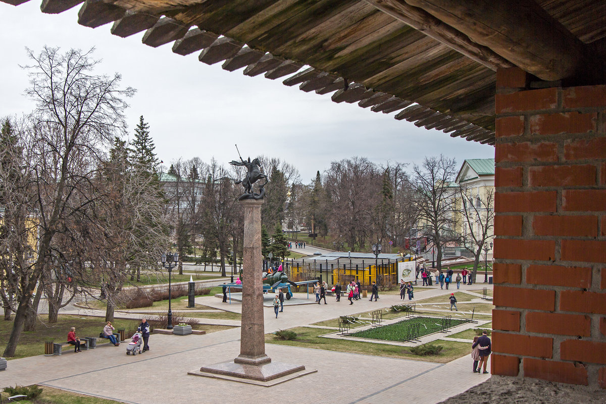 2018.04.30_7846 Ниж.Новг.Кремль. Св.Георгий 1920 - Дед Егор 