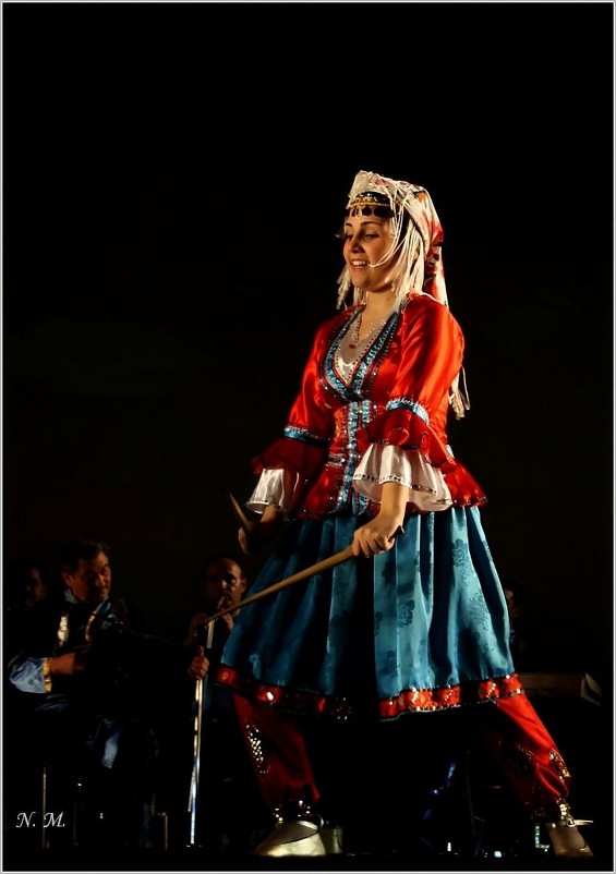 Азербайджанский танец. Мехико. Дни азербайджанской культуры. - Наталья Портийо