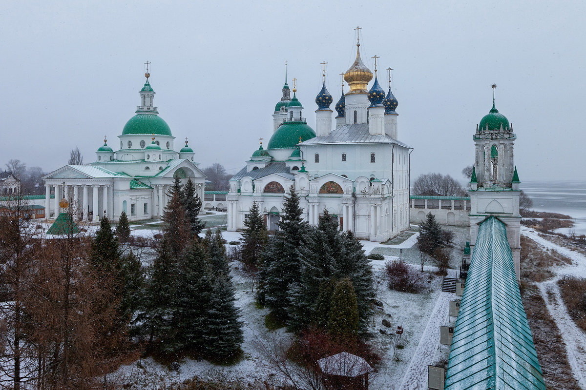 Ростов Великий Спасо-Яковлевский монастырь зимой