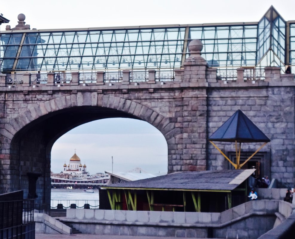 Андреевский пешеходный мост в Москве - Елена 
