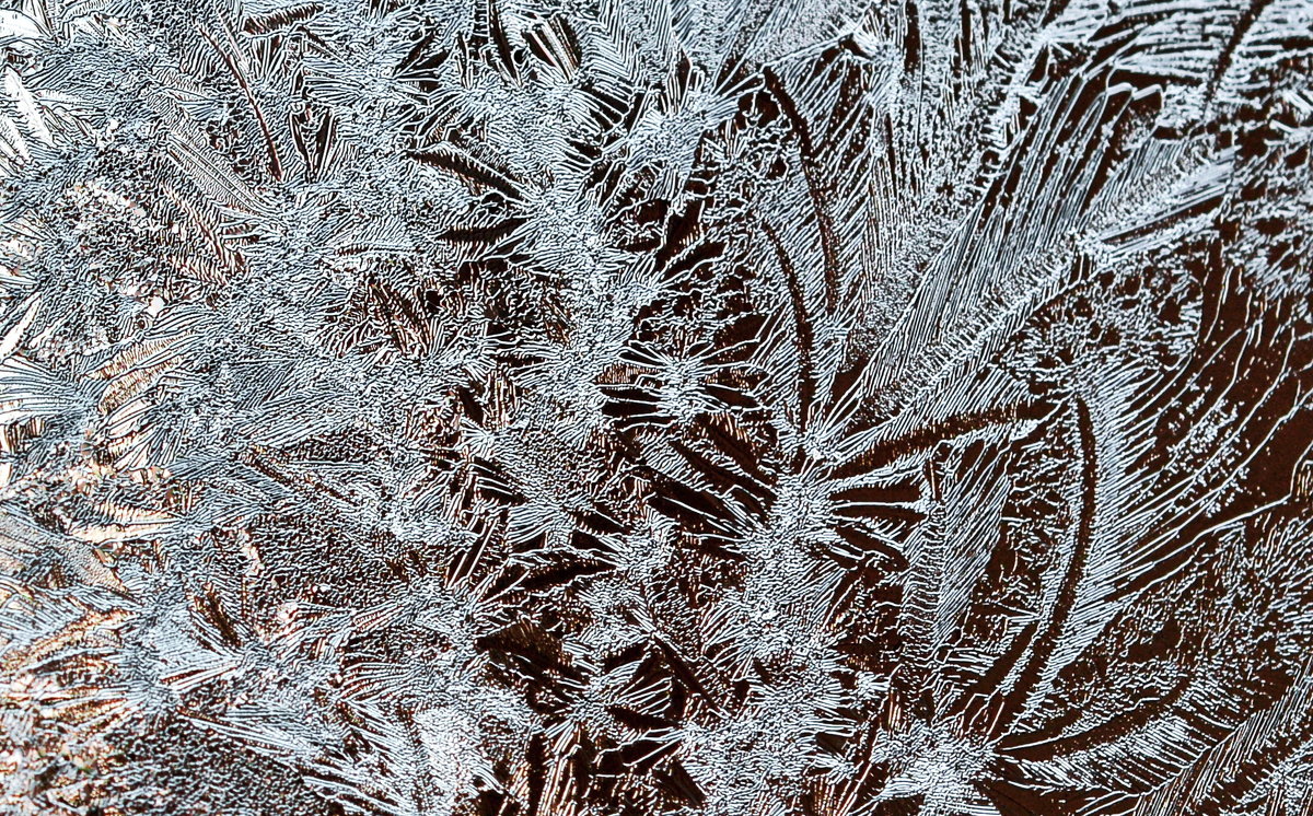 Рисунок на окне. Фрагмент 1. - Леонид Иванчук